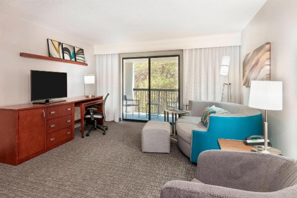 Courtyard by Marriott Asheville image 7